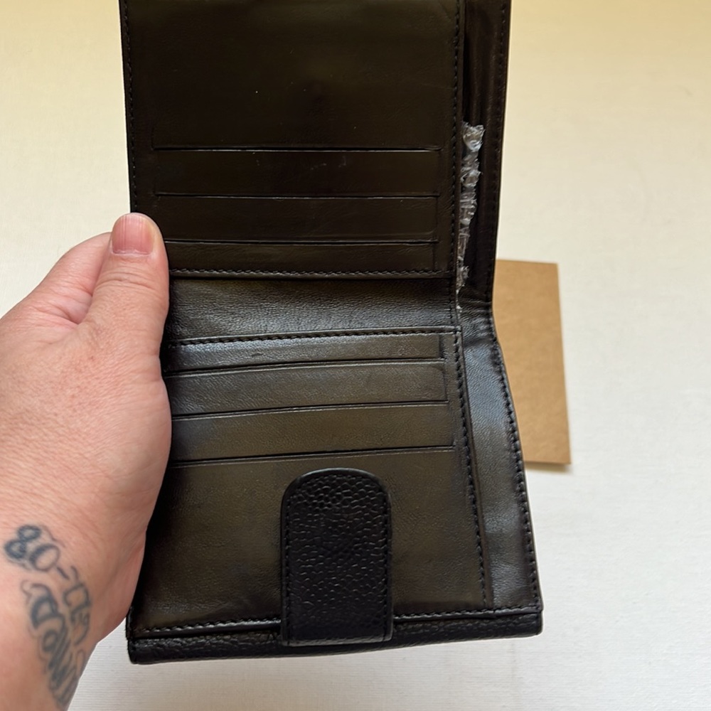 Chanel Compact Wallet - Picture 6 of 8